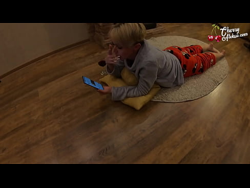 ❤️ Brjáluð ljóshærð sjúga risastóran pikk sýgur og skoppar á henni - endaþarmsmök ❤️❌ Gæðaklám á is.pornobot.ru ❌️❤